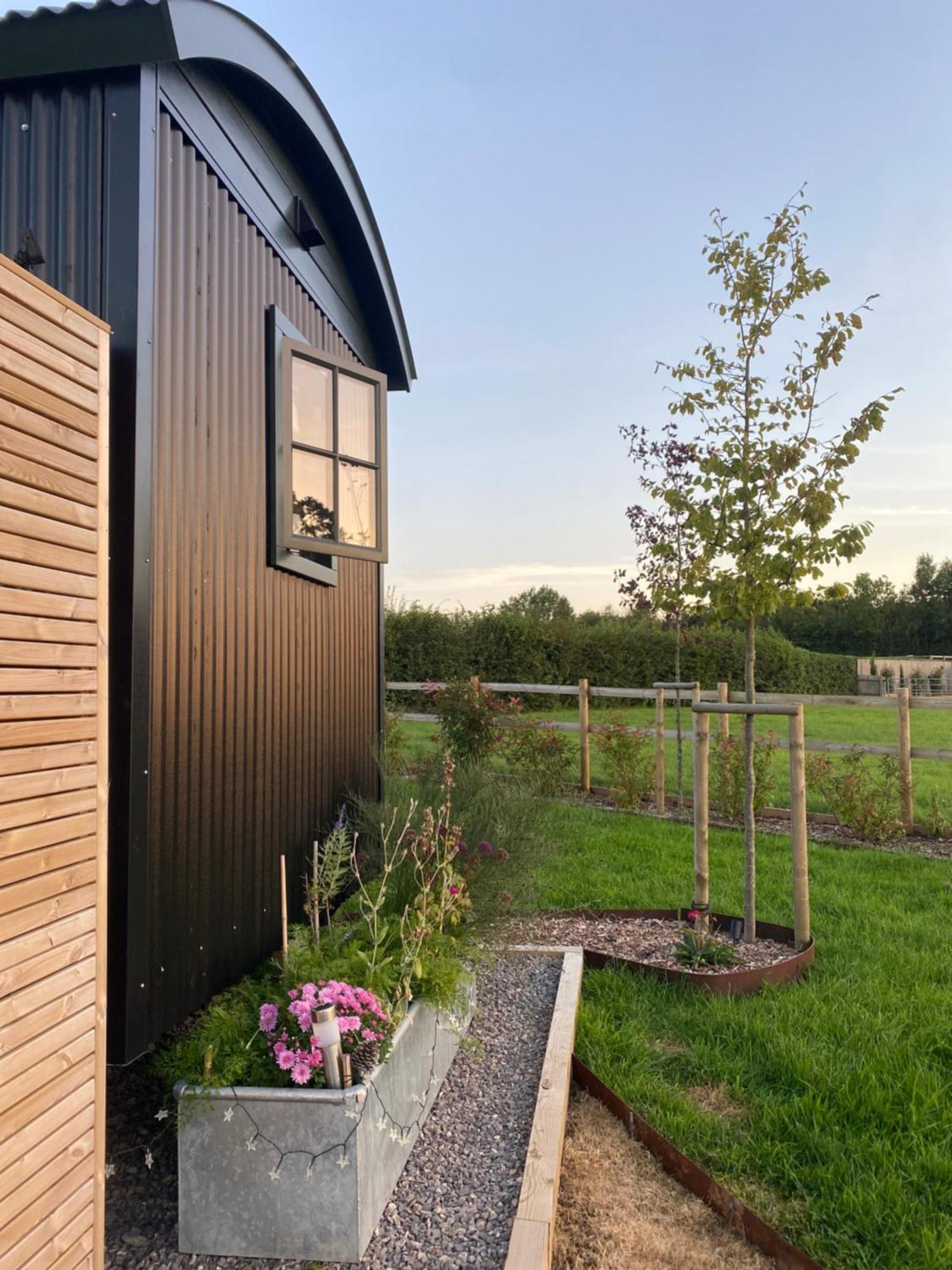 The Winford Retreat Villa Exterior photo